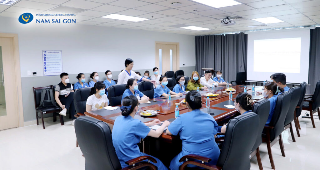TRAINING SESSION ON AIDET COMMUNICATION MODEL AND NURSING ETHICS 9 Training Activities 04