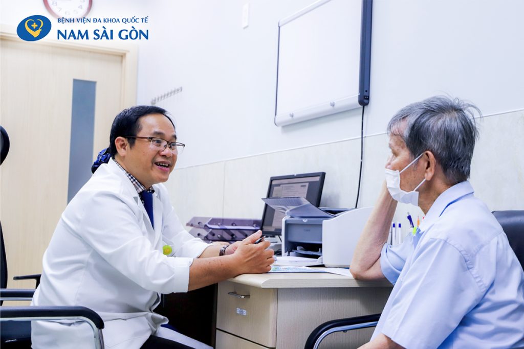 TIỂU RA MÁU, NGƯỜI ĐÀN ÔNG PHÁT HIỆN UNG THƯ BÀNG QUANG 5 1716 web2 1