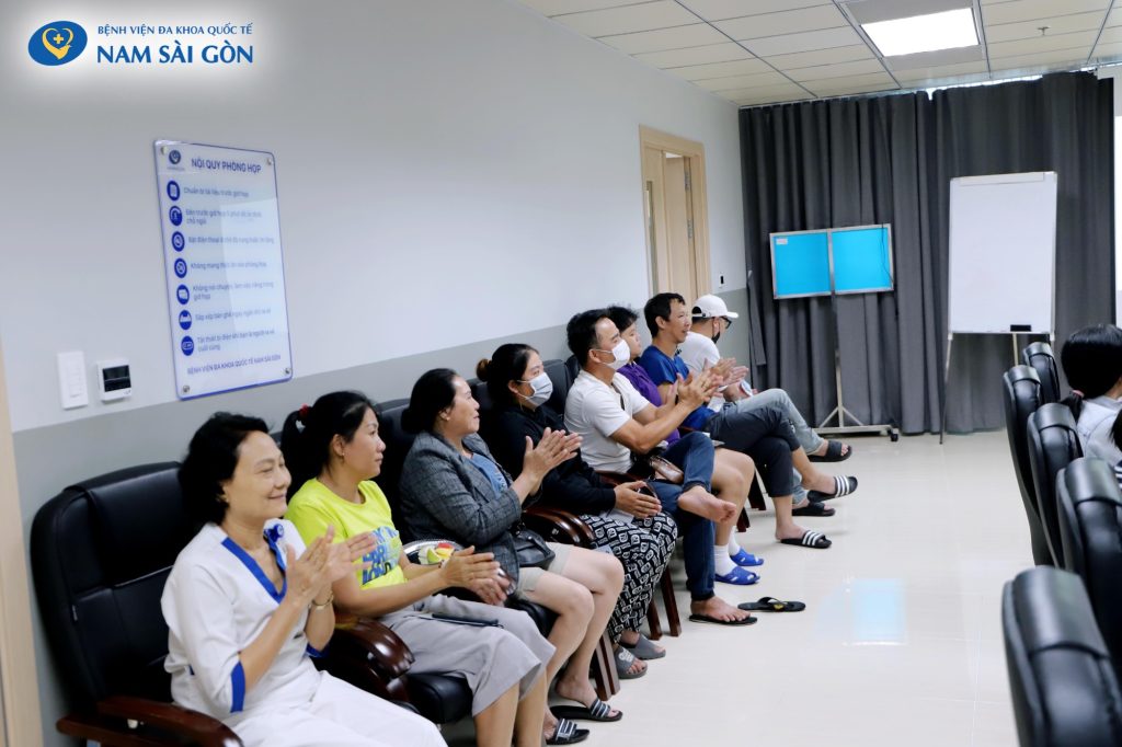 HỌP HỘI ĐỒNG NGƯỜI BỆNH KHOA NGOẠI TỔNG HỢP THÁNG 08/2023 5 img 4352 1