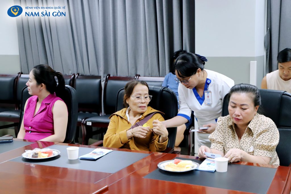 HỌP HỘI ĐỒNG NGƯỜI BỆNH KHOA NGOẠI TỔNG HỢP THÁNG 08/2023 11 img 4358 1