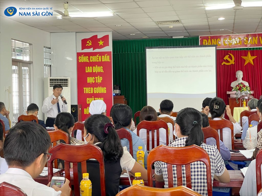 HỘI NGHỊ SINH HOẠT KHOA HỌC KỸ THUẬT CHUYÊN ĐỀ NĂM 2023 TẠI TRUNG TÂM Y TẾ HUYỆN TAM BÌNH - TỈNH VĨNH LONG 4 z4503561904645 17a0182980c0138694f9cca0ea38e114 1