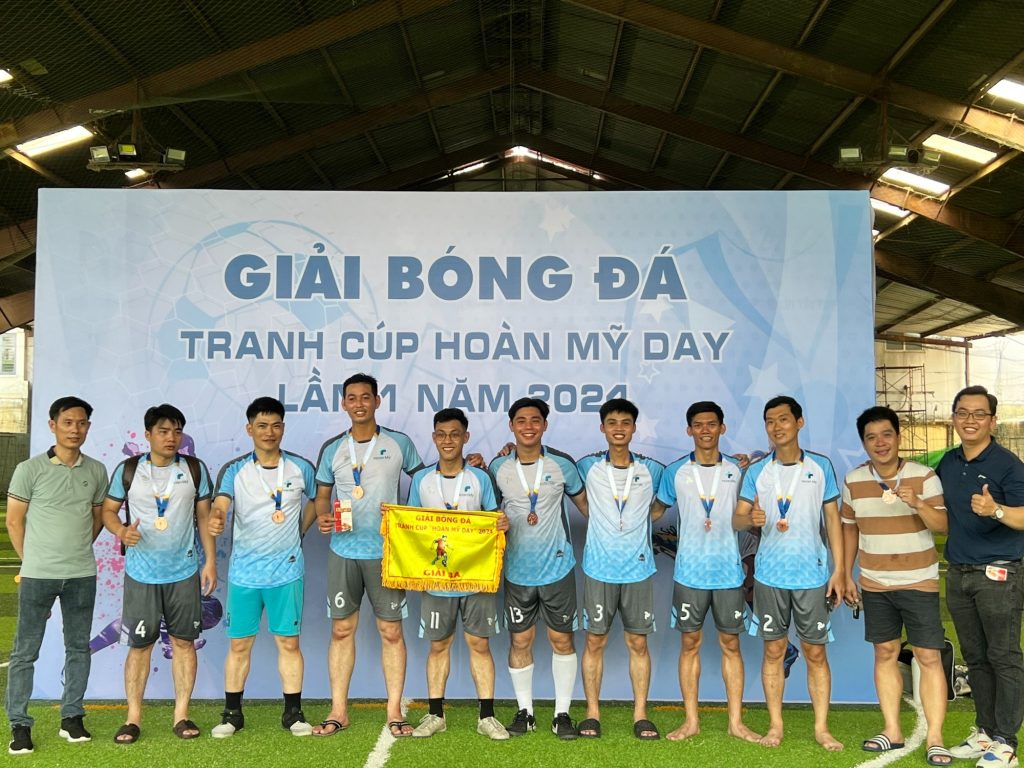 GIẢI BÓNG ĐÁ TRANH CÚP HOÀN MỸ DAY LẦN 01 NĂM 2024 7 z5324230268756 13e8985e5a3005039dc78e635570acc9 2