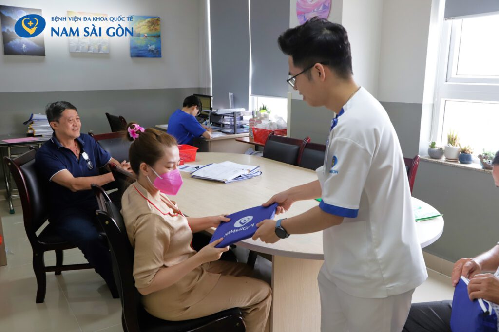 MUÔN VÀN ƯU ĐÃI DÀNH TẶNG KHÁCH HÀNG - MỪNG CHẶNG ĐƯỜNG 6 NĂM VÌ SỨC KHỎE NGƯỜI BỆNH 7 IMG 6837