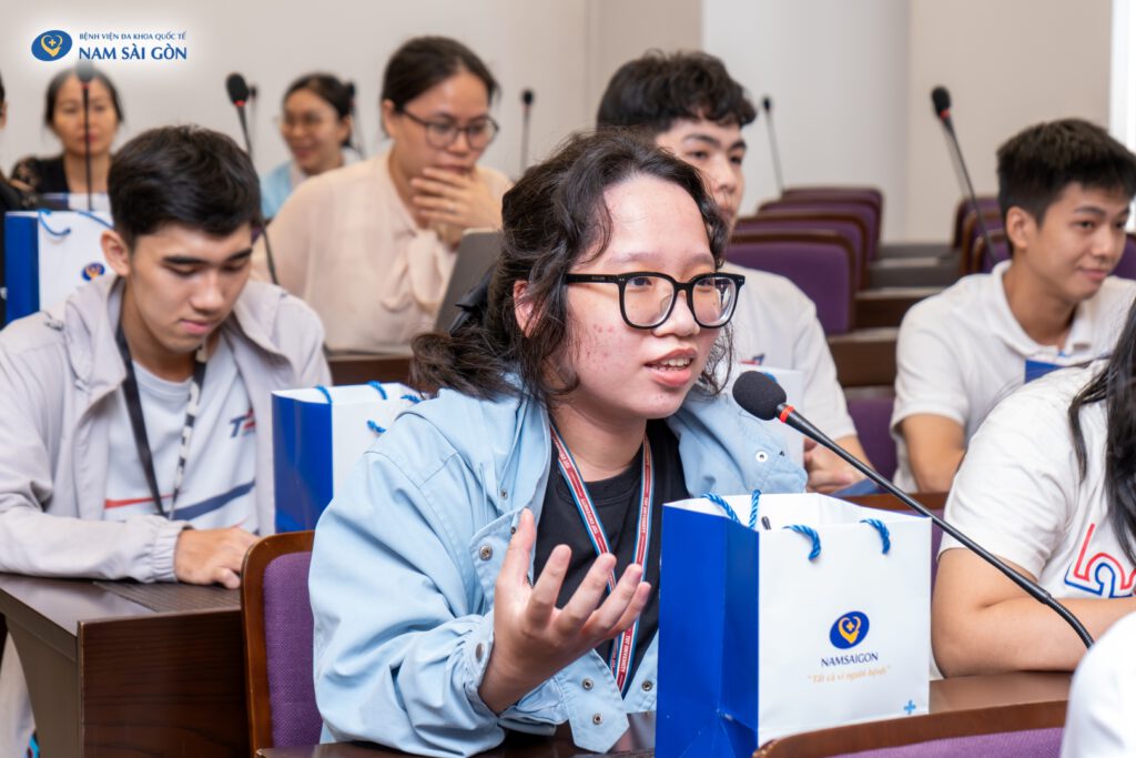 ĐỒNG HÀNH CÙNG TRƯỜNG ĐẠI HỌC TÔN ĐỨC THẮNG TẠI TỌA ĐÀM VỀ ĐỘT QUỴ NÃO 25 NIH01481 Enhanced NR