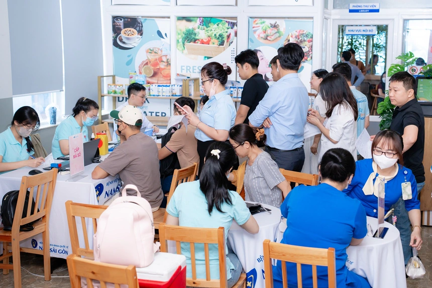 HÀNG TRĂM TẤM LÒNG SẺ CHIA, TIẾP SỨC SỰ SỐNG TẠI BỆNH VIỆN ĐA KHOA QUỐC TẾ NAM SÀI GÒN